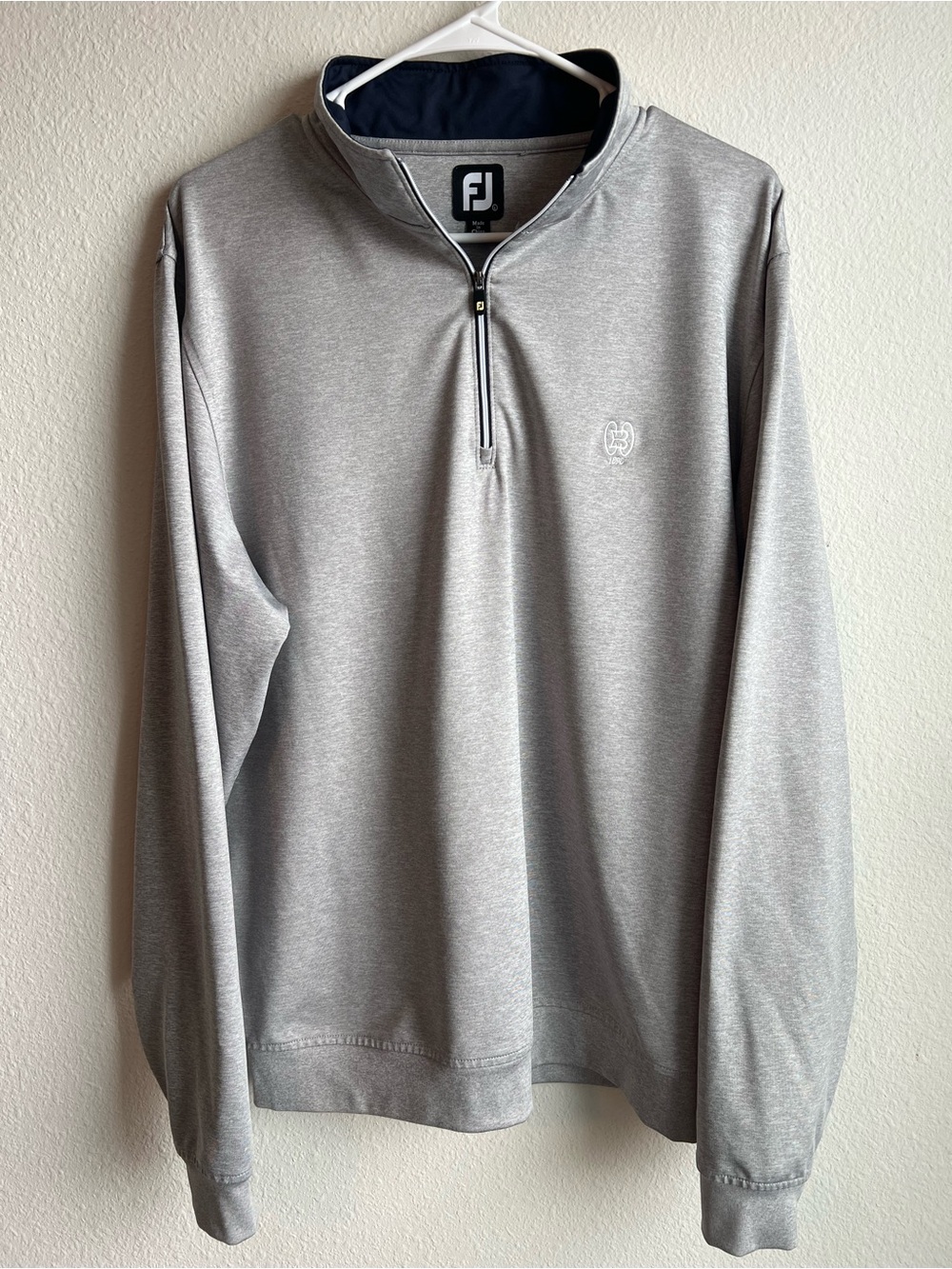 FootJoy Men’s Gray Quarter-Zip Golf Pullover 1896 Golf Course Crest Navy Trim